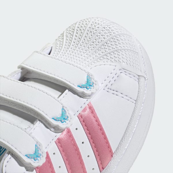Chaussure fermeture confortable Adidas Disney Superstar II